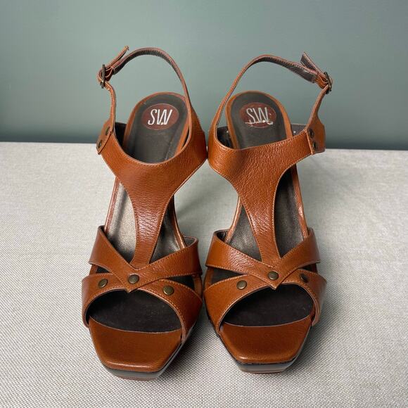 Stuart Weitzman Strappy Leather Platform Wood Heel. Size 9.5. Great condition. - Picture 2 of 7